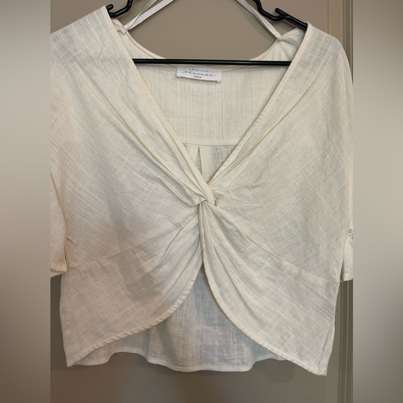American Threads white linen crop top size Medium - Picture 2 of 4